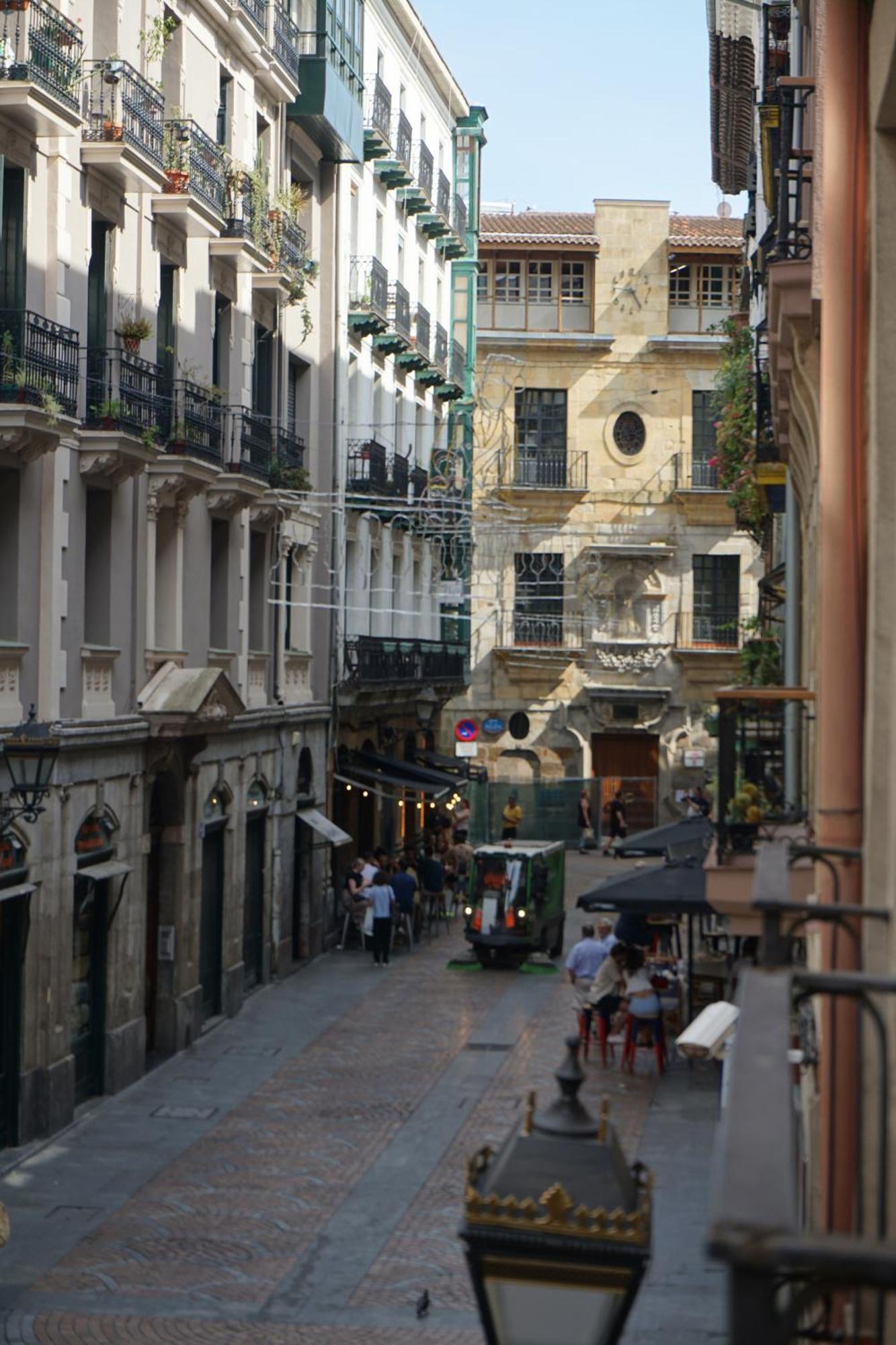 Cornerstone, Apartamento En Casco Viejo Bilbao Kültér fotó