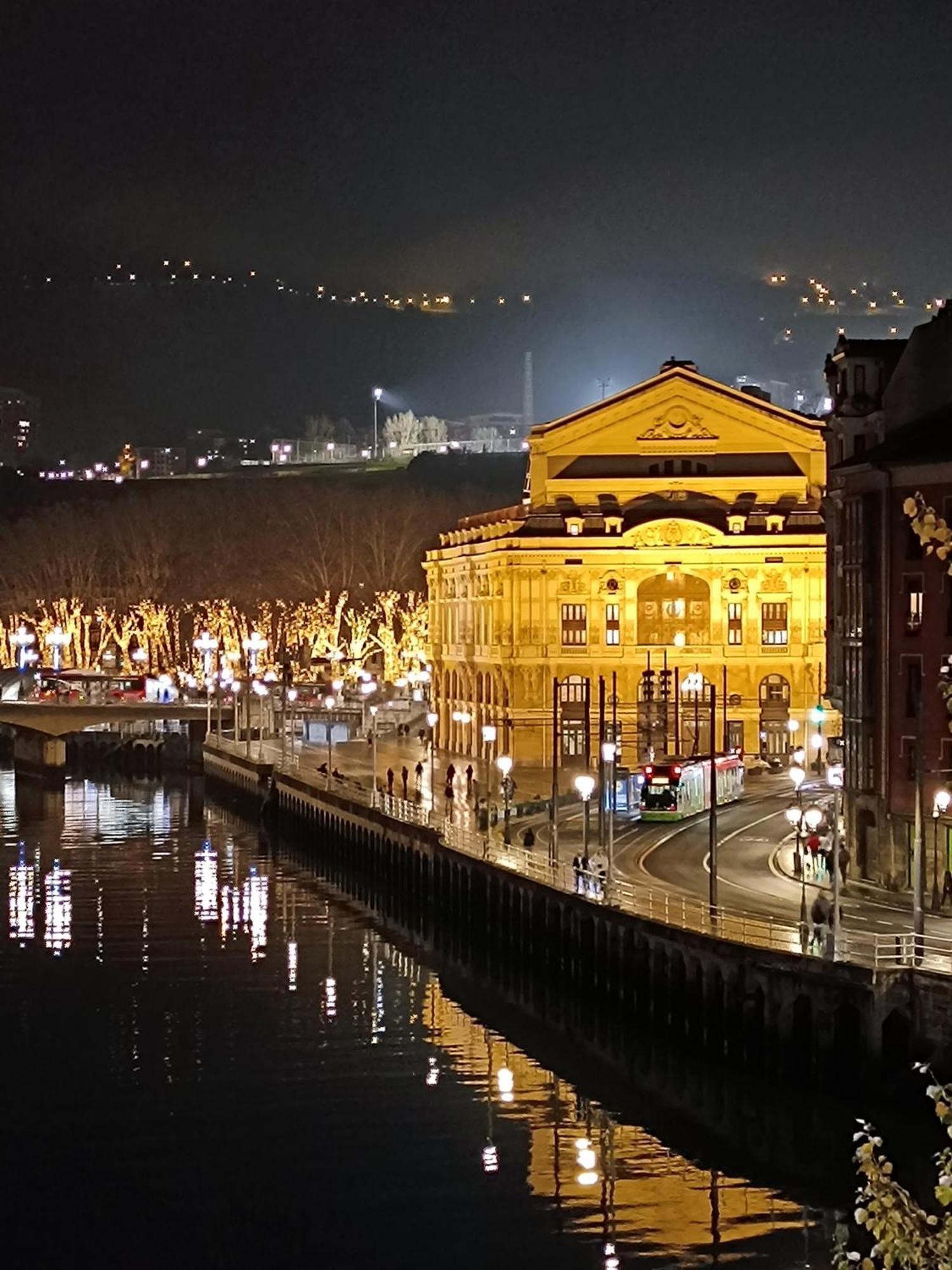 Cornerstone, Apartamento En Casco Viejo Bilbao Kültér fotó